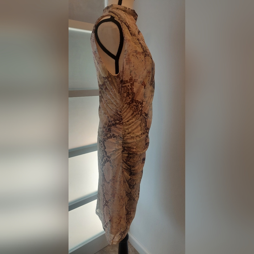 Guess Long Sleeve Brown and Tan Dress - Picture 5 of 6